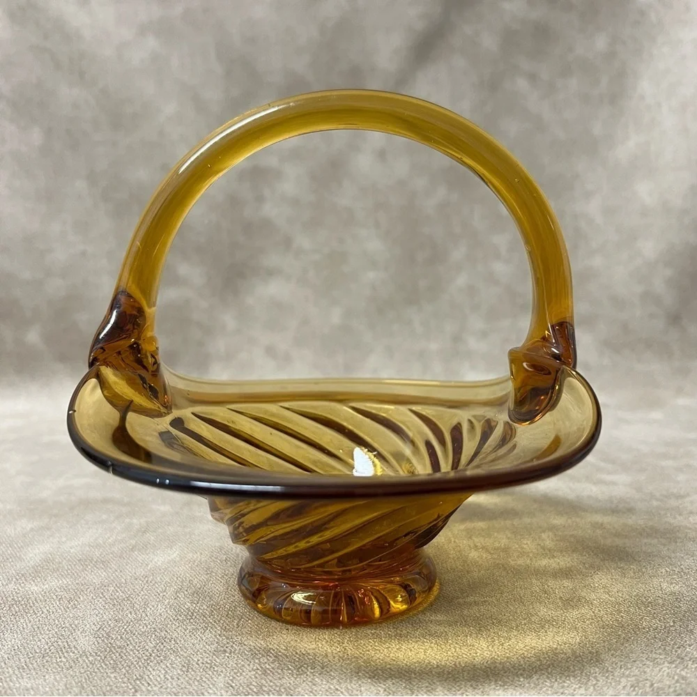 Vintage 1920s Amber-Colored Glass Bridal Basket
